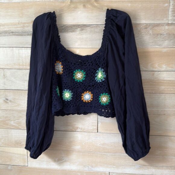 Aerie Crochet Vacay Granny Square Cropped Puff Sleeve Top Size L - Picture 5 of 6